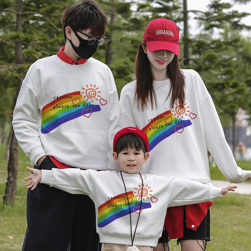 高端亲子装一家三四口2024秋冬新款母女母子卫衣班服套装婴儿童绒