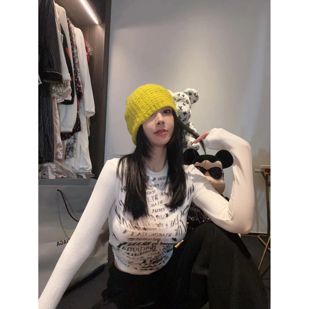 lele 秋季新品 设计款修身圆领字母印花长袖T恤 ZQ0182TX