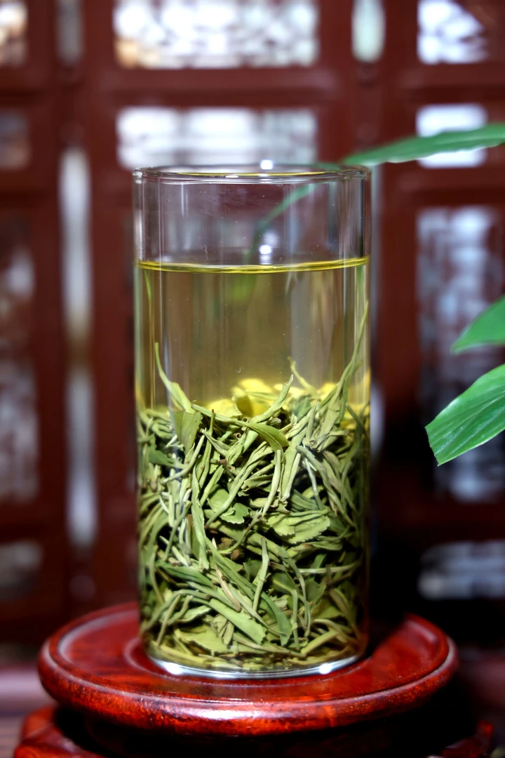 2号信阳毛尖雨前芽叶口粮茶口感强劲香气高扬板栗香