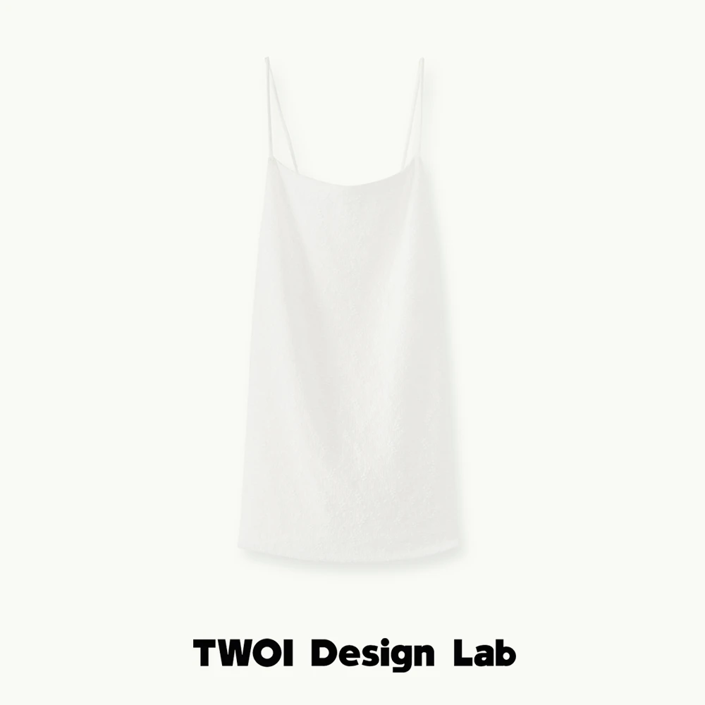 TWOI Design Lab"超舒适~"肌理感满满！「后背系结蕾丝吊带上衣」