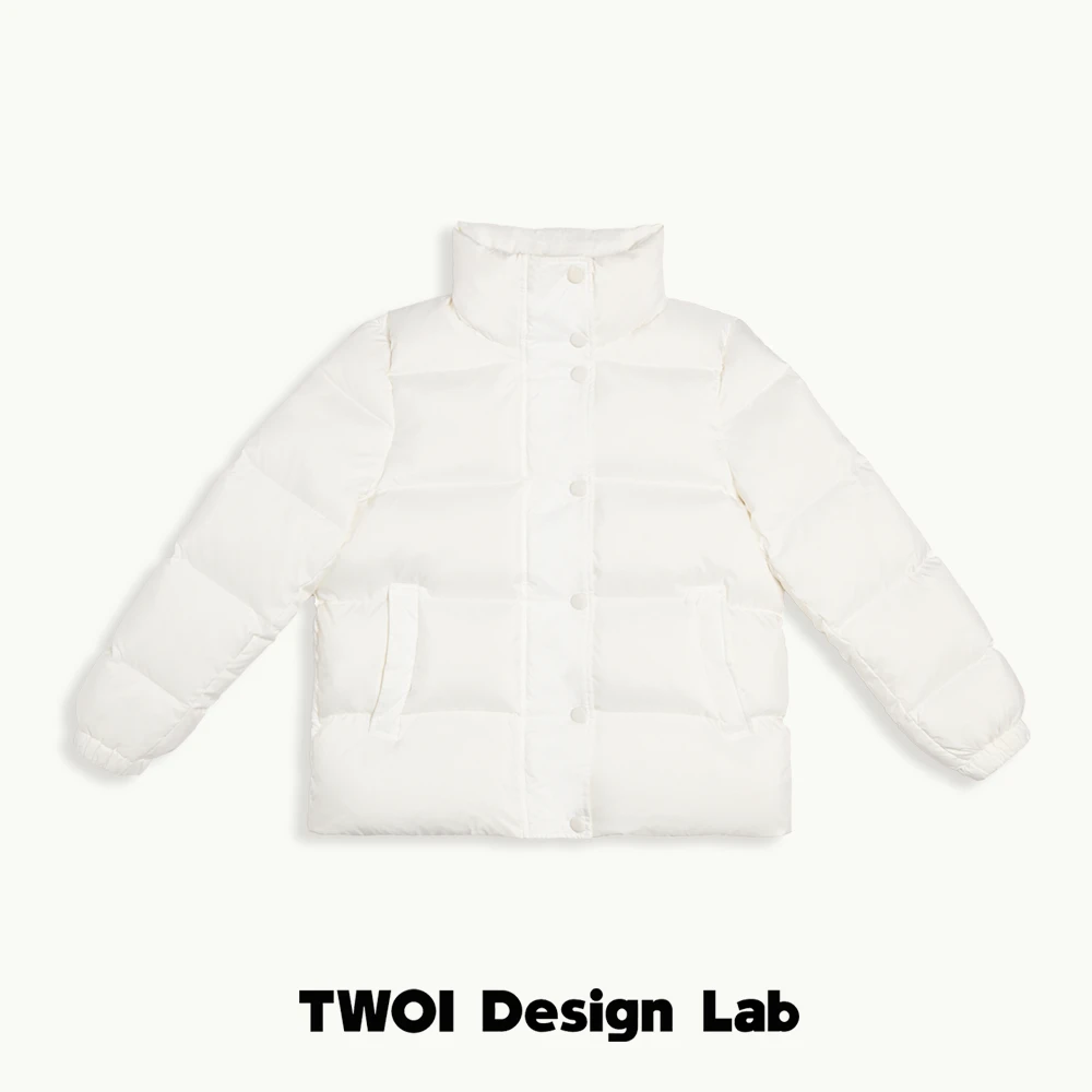 TWOI Design Lab"All White Look"「奶油白立领拉链带扣羽绒外套」