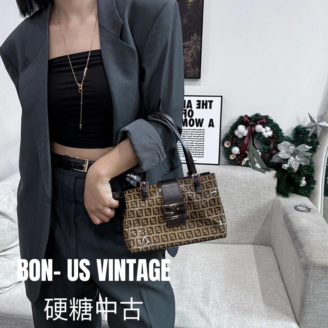 95新 FENDI/芬迪 616852/盒子包