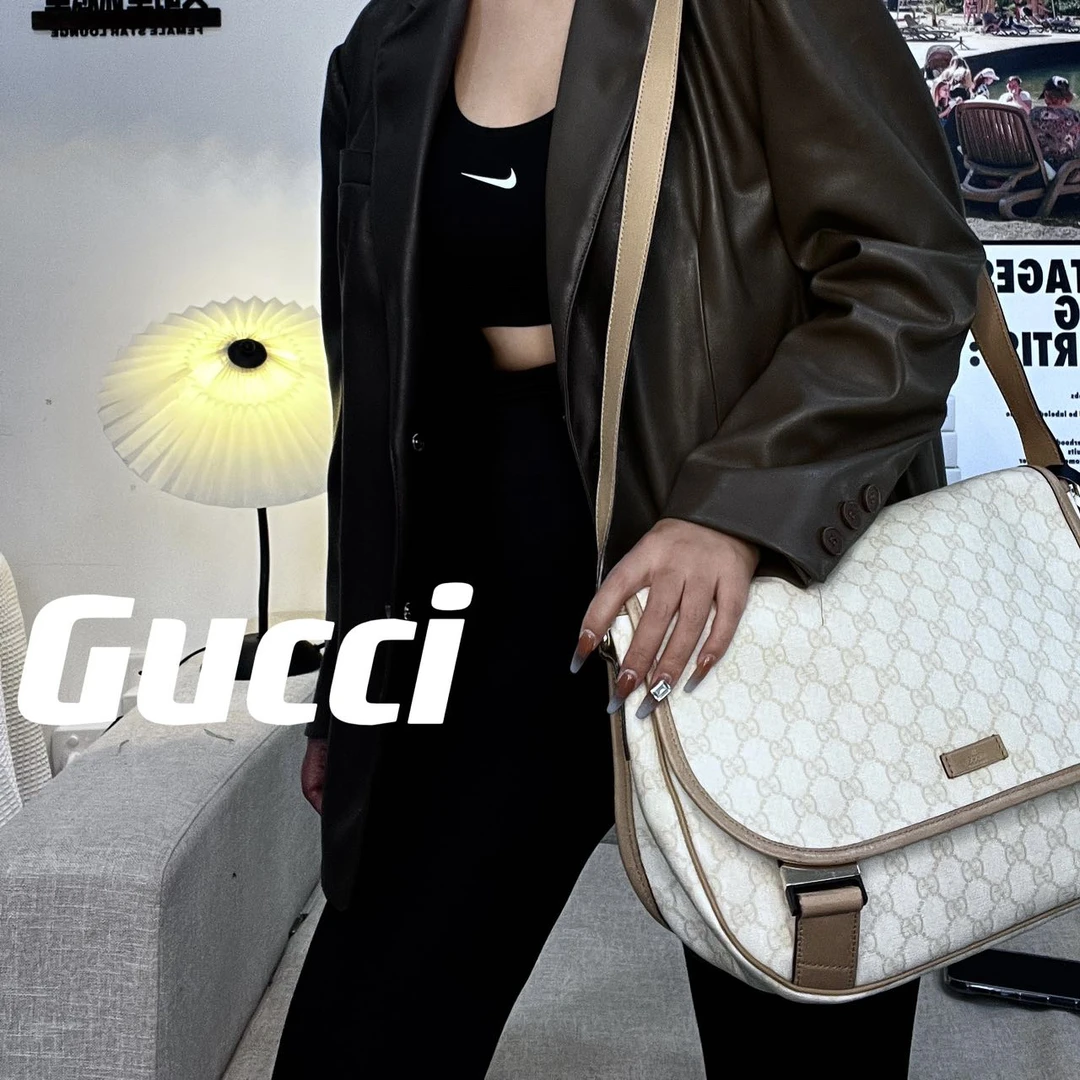 95新 GUCCI/古驰 613734/白色剑桥包