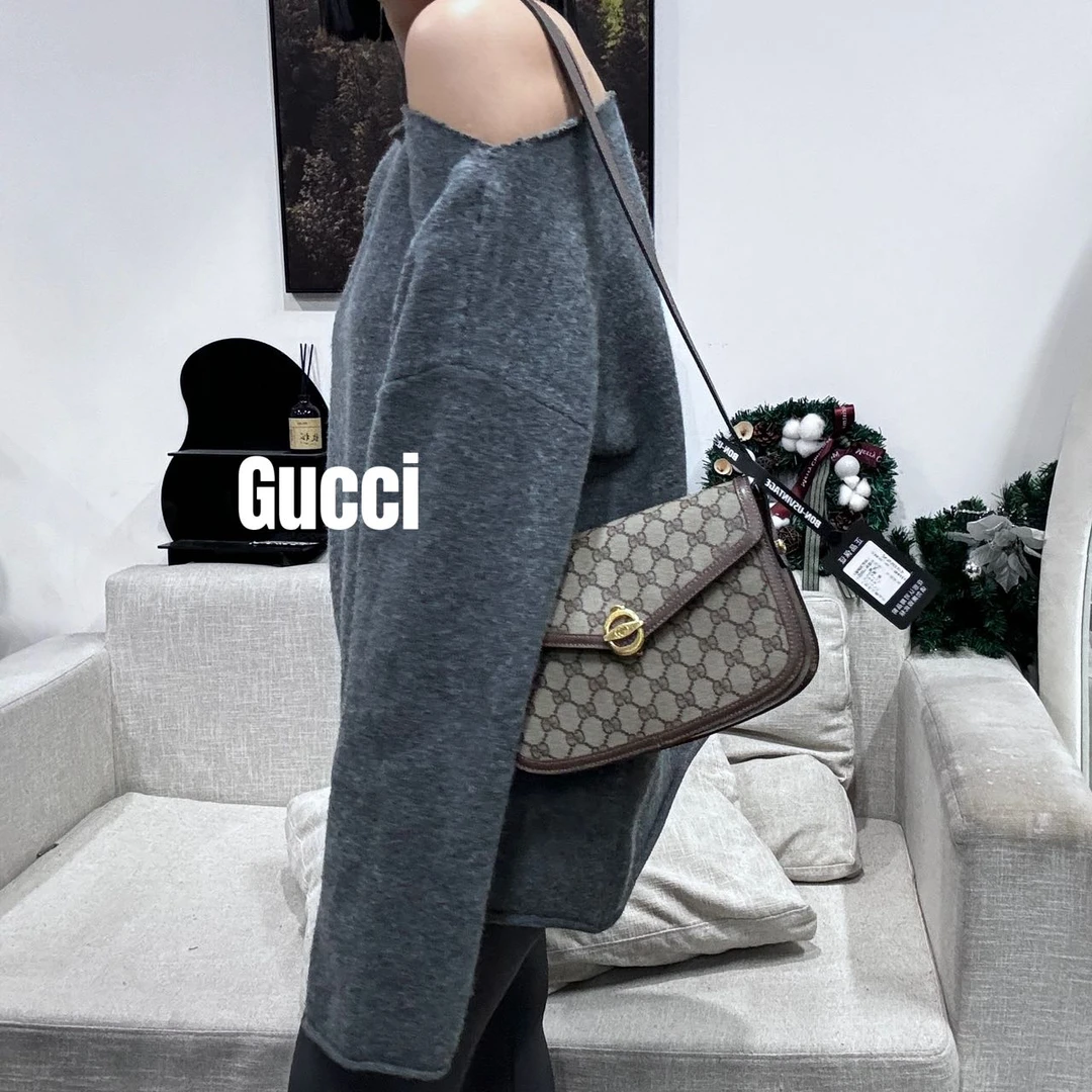 95新 GUCCI/古驰 617453/信封盒子包
