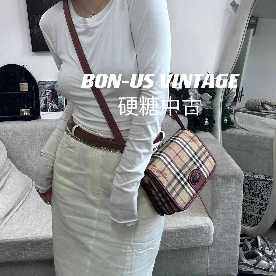 95新 BURBERRY/博柏利 616594/马鞍斜挎