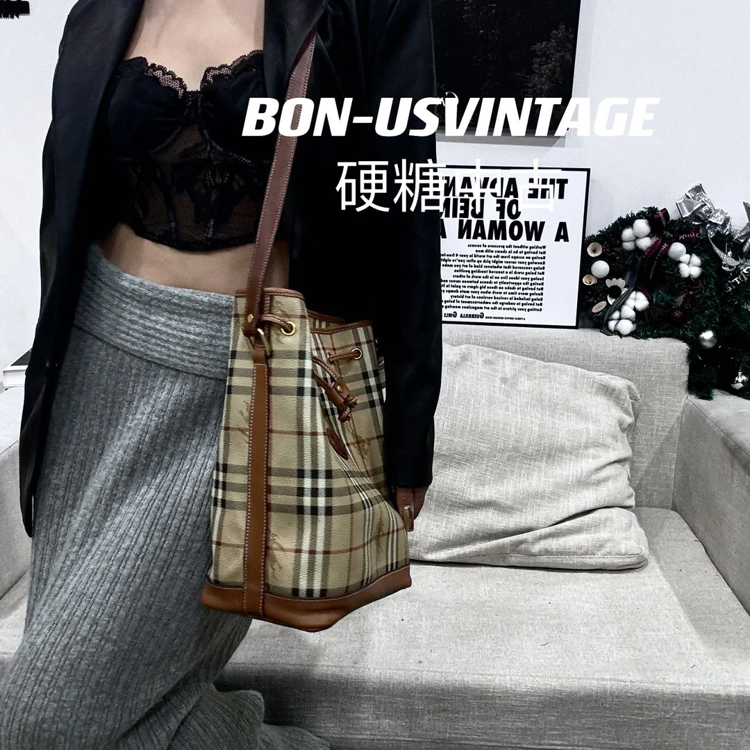 95新 BURBERRY/博柏利 614150/水桶