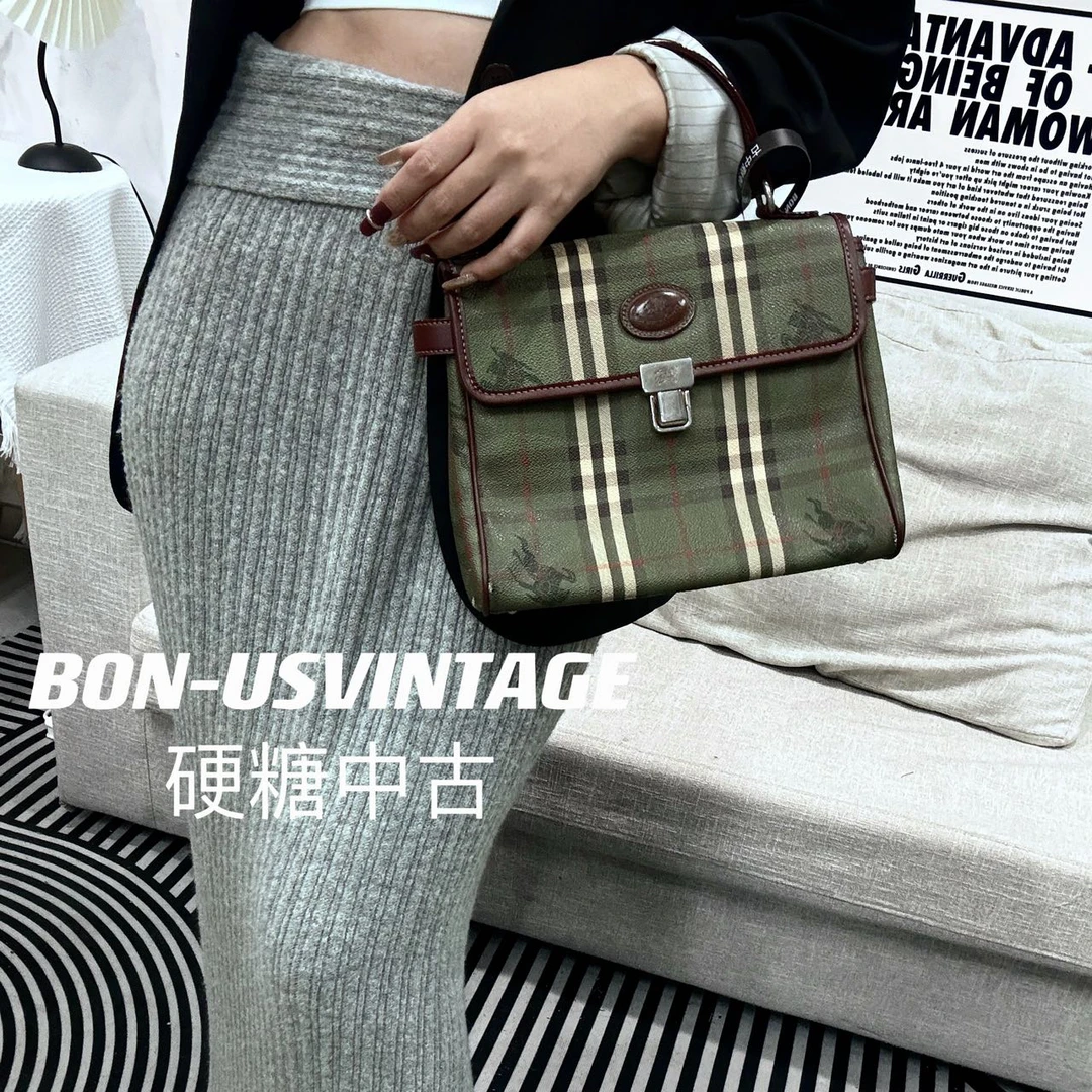 95新 BURBERRY/博柏利 613992/凯莉手提