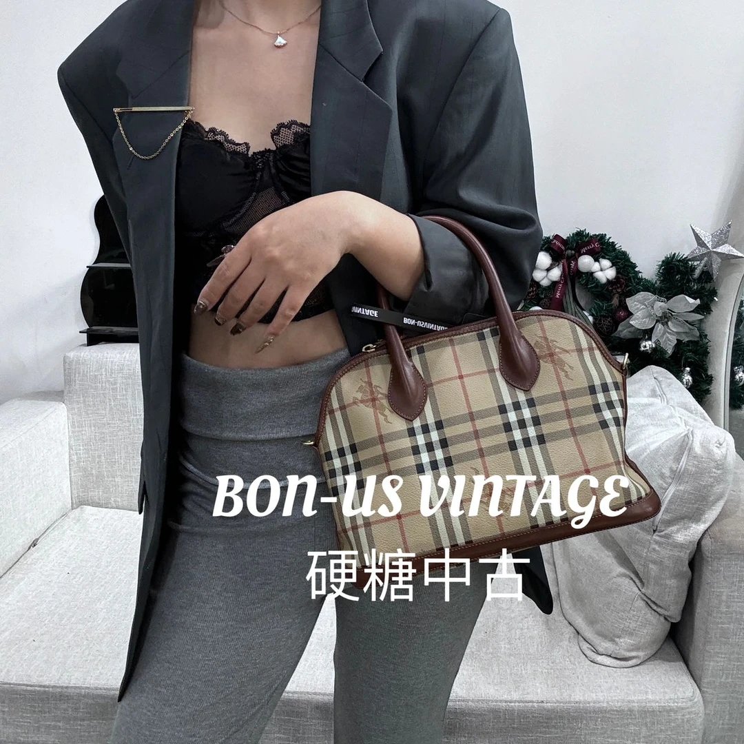 95新 BURBERRY/博柏利 /616761/贝壳手提