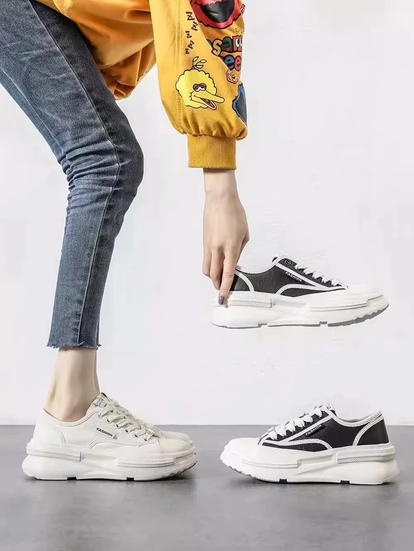 厚底 小白鞋 增高 休闲 运动 轻便 百搭  透气  时尚 女鞋 558