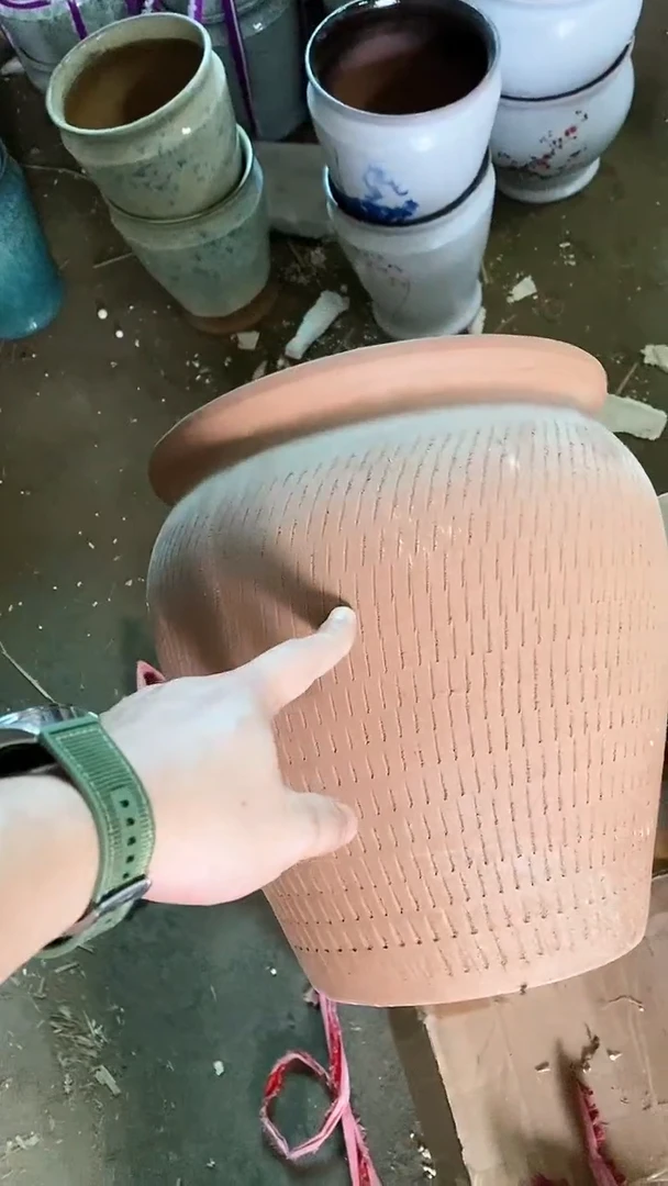 【闪购商品】红陶20CM（含）-50CM（不含）31*27素陶花盆1个（底裂）