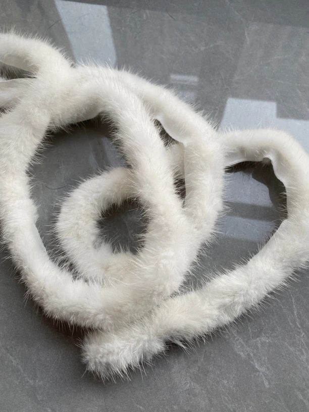 1米价格，白色水貂毛条  不支持七天无理由