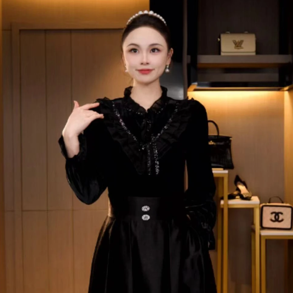 L3D1185 法式复古重工亮片绑带设计时尚百搭修身显瘦丝绒上衣