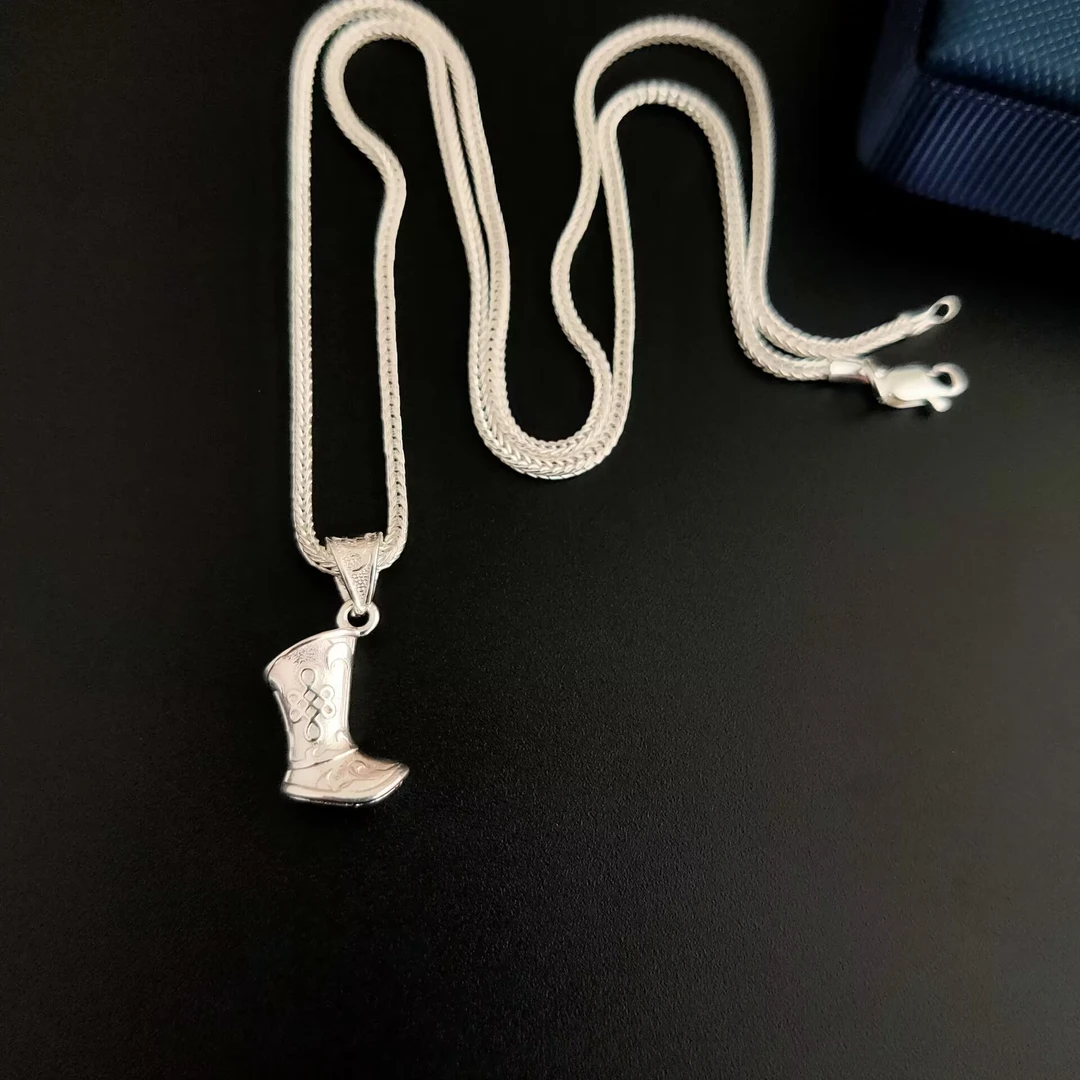 足银银制品 蒙古靴子项链纯银可爱俏皮小吊坠小众素款百搭轻奢