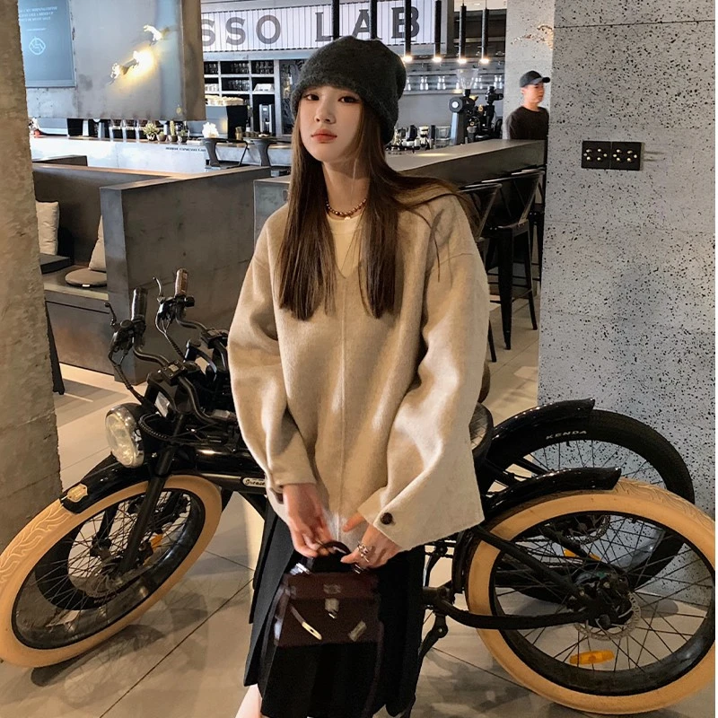 aaaaxbbb 晚秋梧桐 驼绒羊毛上衣宽松长袖V领廓形显瘦毛呢 折扣