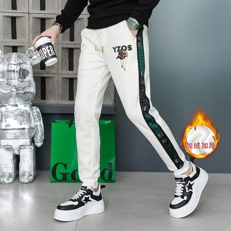 阿凯严选  高品质2025冬季新款男士潮流时尚小脚高弹灯芯绒休闲裤