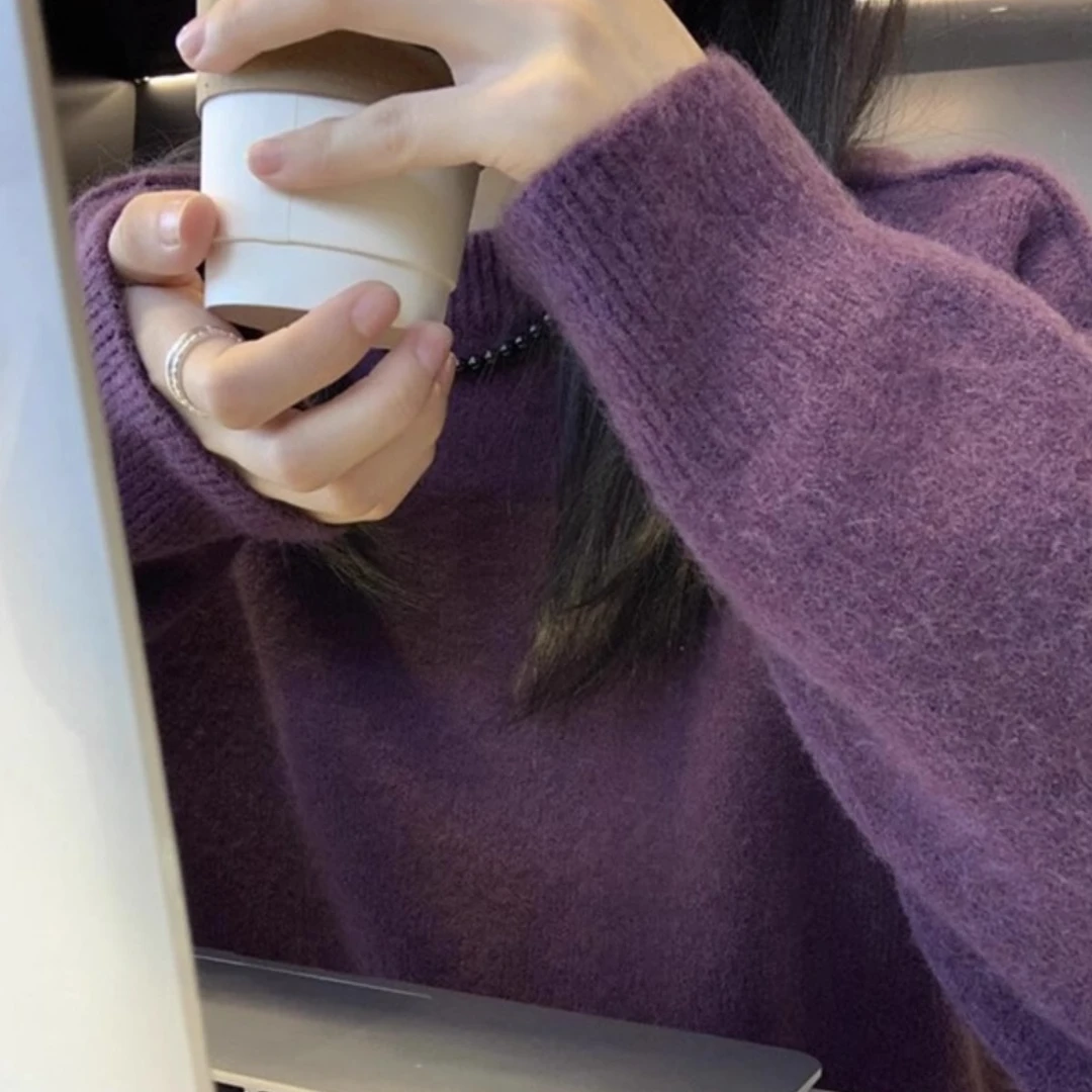 2025年复古高级感葡萄紫色毛衣外穿女秋冬季加厚慵懒风针织衫上衣