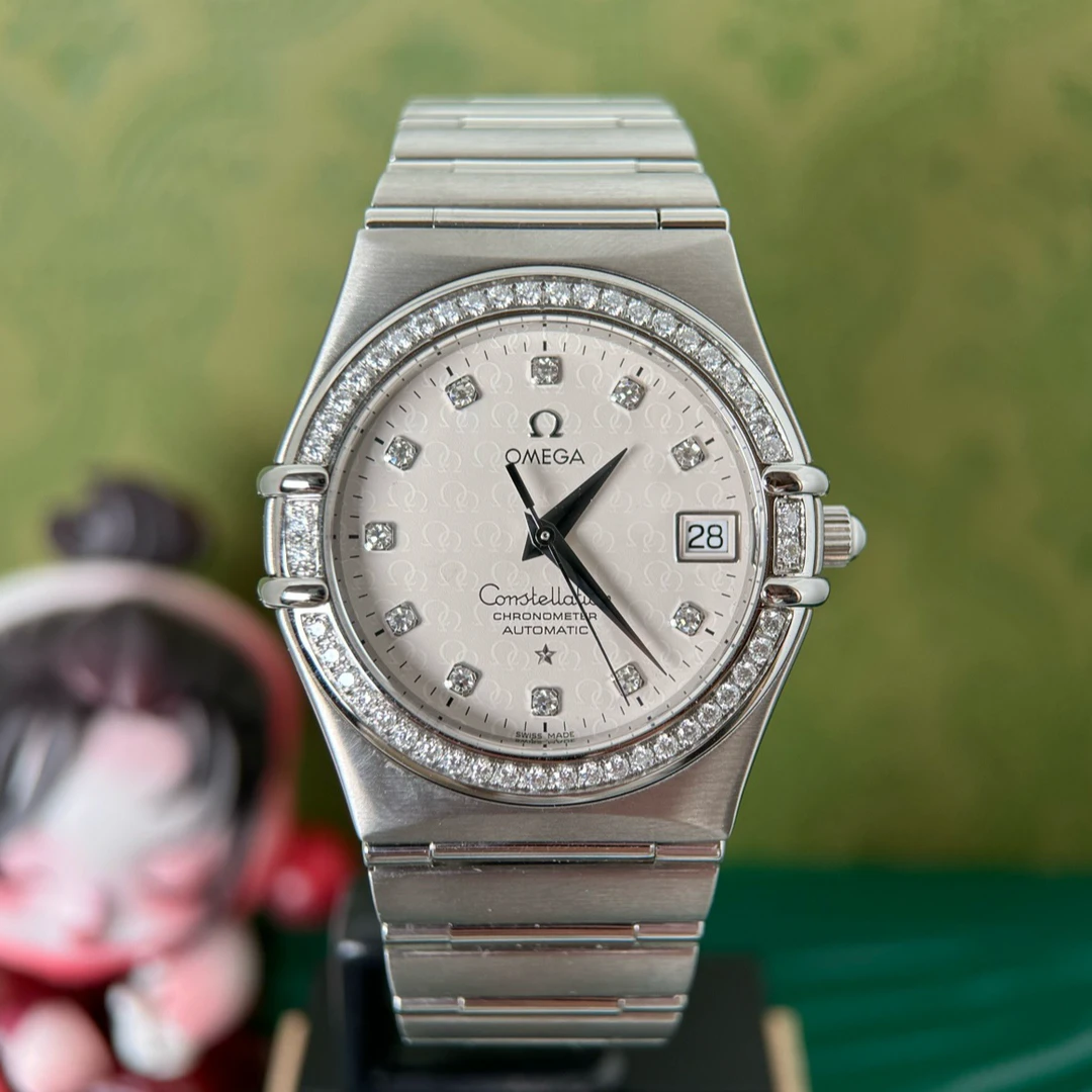 95新 Omega/欧米茄 星座/公价28400/35.5mm/1504.35.00/后镶钻