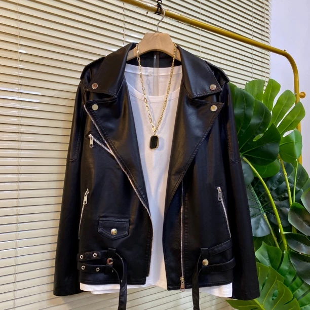 秋季新款大码女装时尚纯色拉链双腰带显瘦个性机车PU皮上衣外套