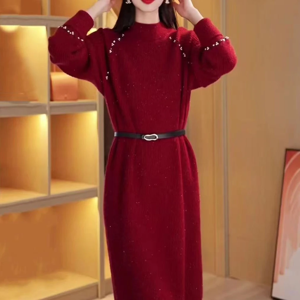 2023新年针织连衣裙女秋冬新款长袖气质显瘦中长款洋气拼接毛衣裙