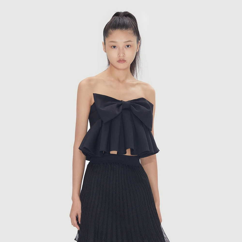 UOOYAA/乌丫新款建筑感立体剪裁蝴蝶结A字波浪摆抹胸1005