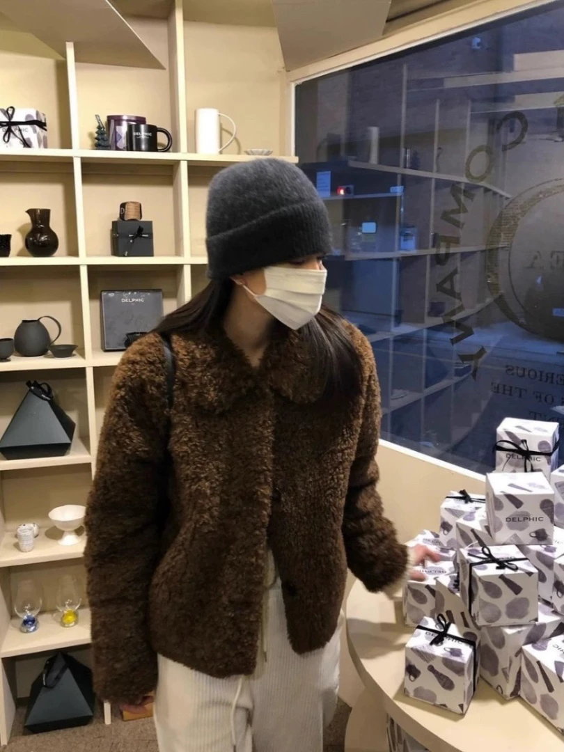 恩熙家的新款流行美拉德翻领短款外套128