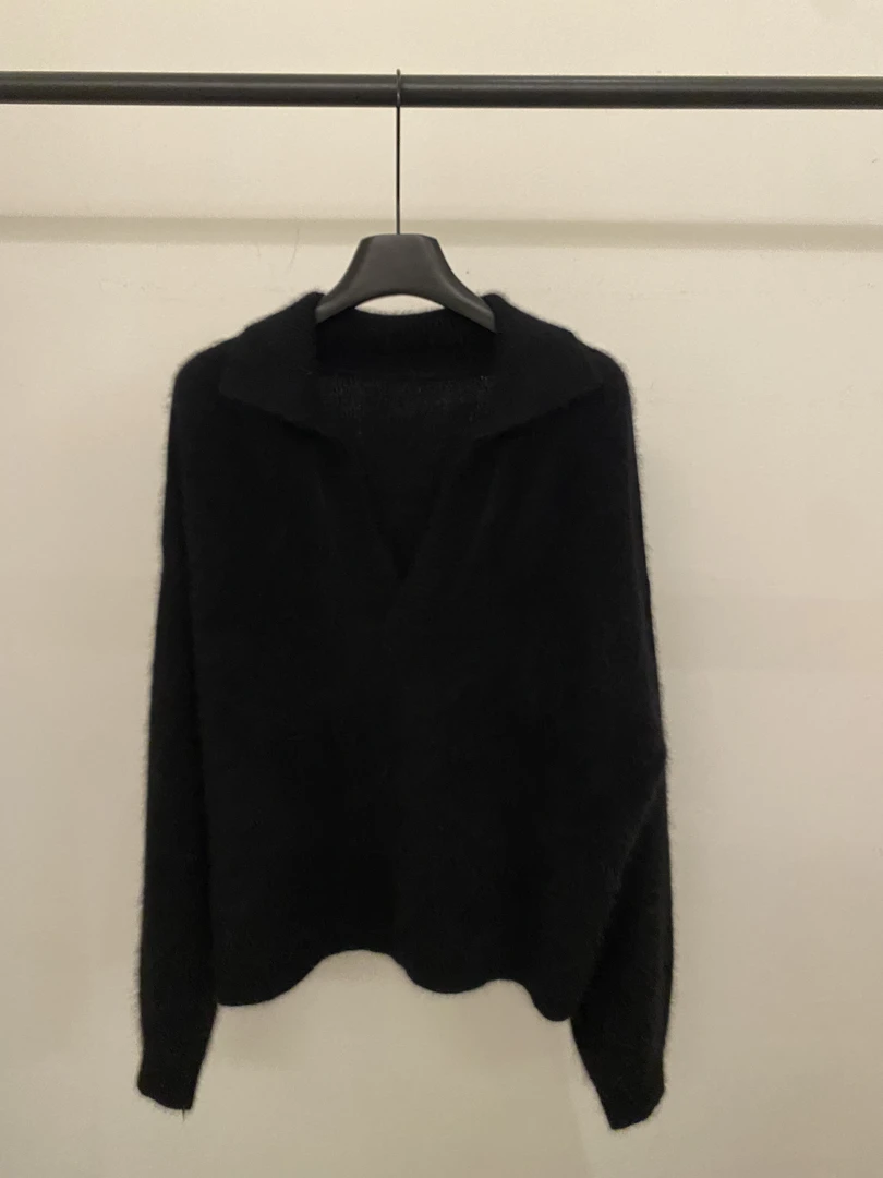 恩熙·小翻领纯色毛衣331818