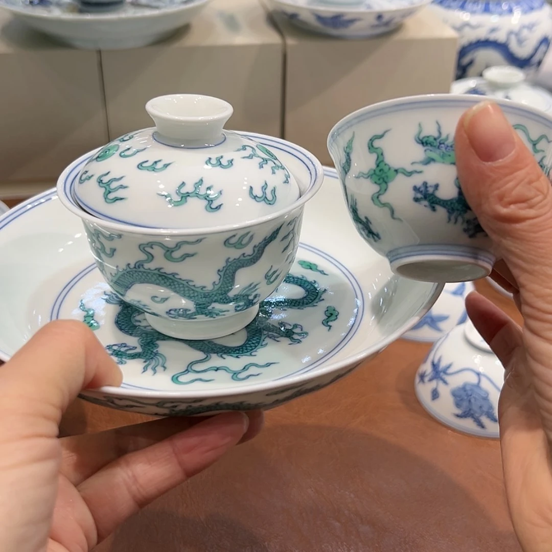 【闪购商品】陶瓷盖碗h****j