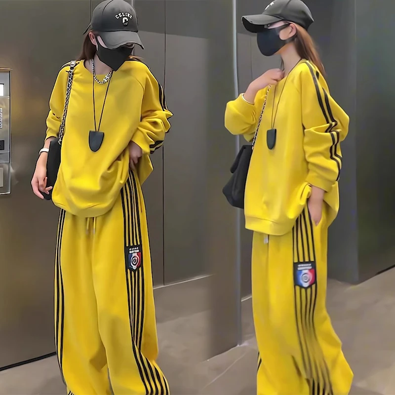 黄色气质减龄运动服一整套穿搭潮2024年春秋简约时尚宽松套头卫衣