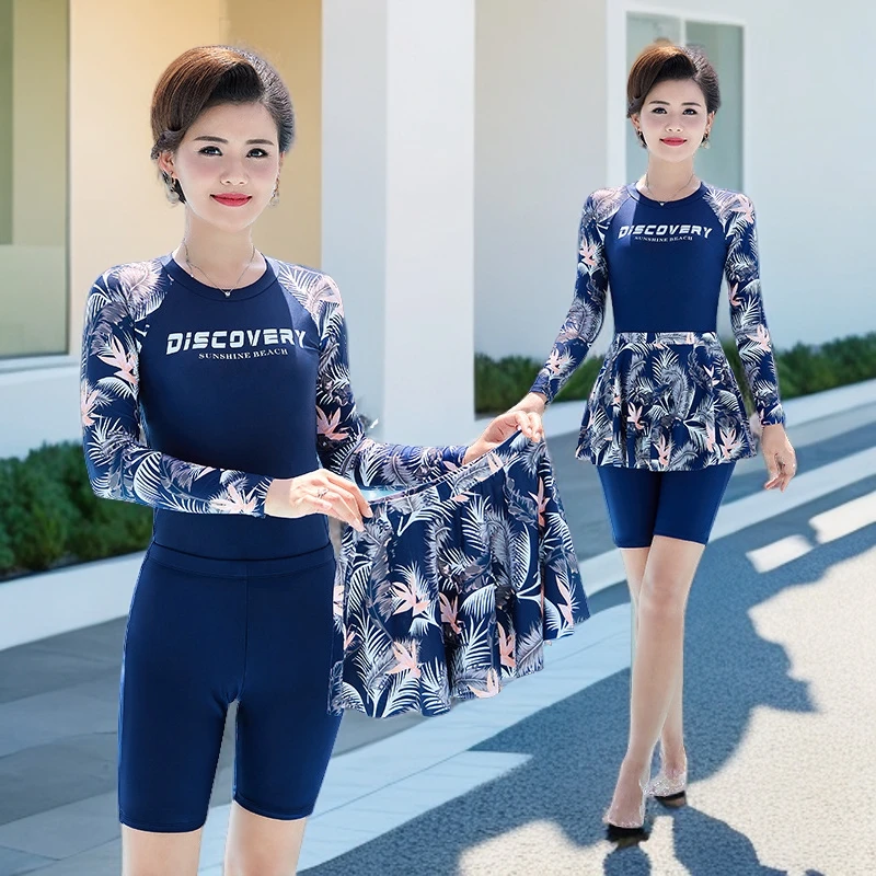 游泳衣女款保守又好看高端款长袖时尚遮肚妈妈泳衣中老年大码女士
