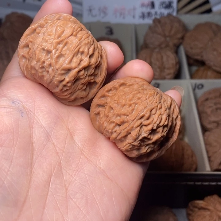【闪购商品】文玩核桃吊坠磨盘