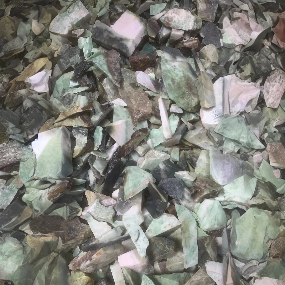 独山玉毛料碎石练手料鱼缸石花盆石天然玉石