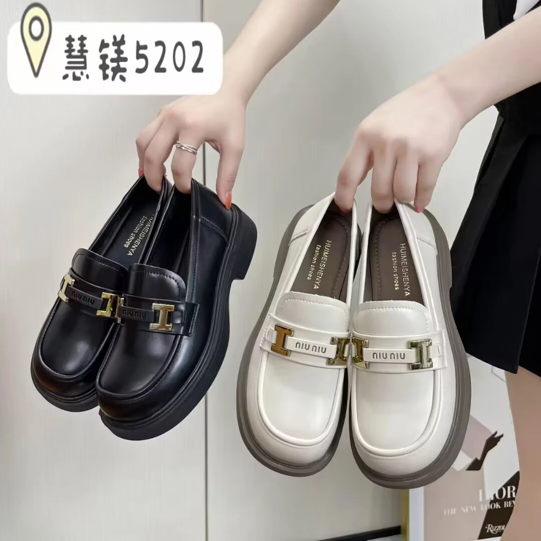乐福鞋女2023年春秋新款软底平底中跟圆头一脚蹬英伦风黑色小皮鞋
