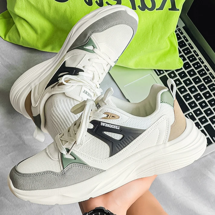 夏季男士休闲运动男鞋百搭小众学生跑步男鞋透气学生ins网面潮鞋