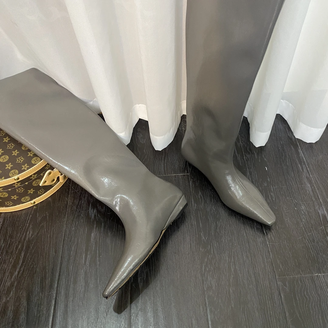 艾琪尼莎大筒围平跟真皮长筒靴平跟小方头长靴女士黑色骑士过膝靴