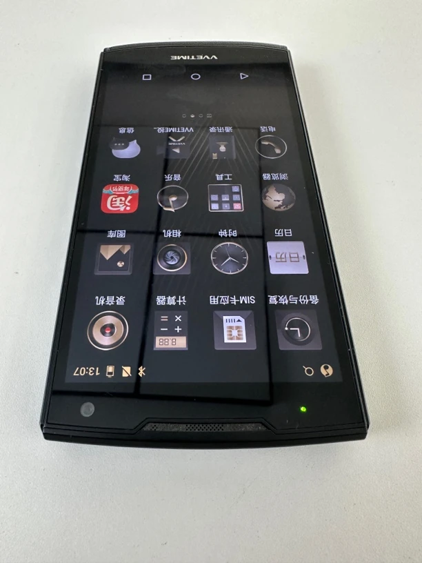 99新  VVE投影手机 功能强大双卡双待支持电话可投100电影