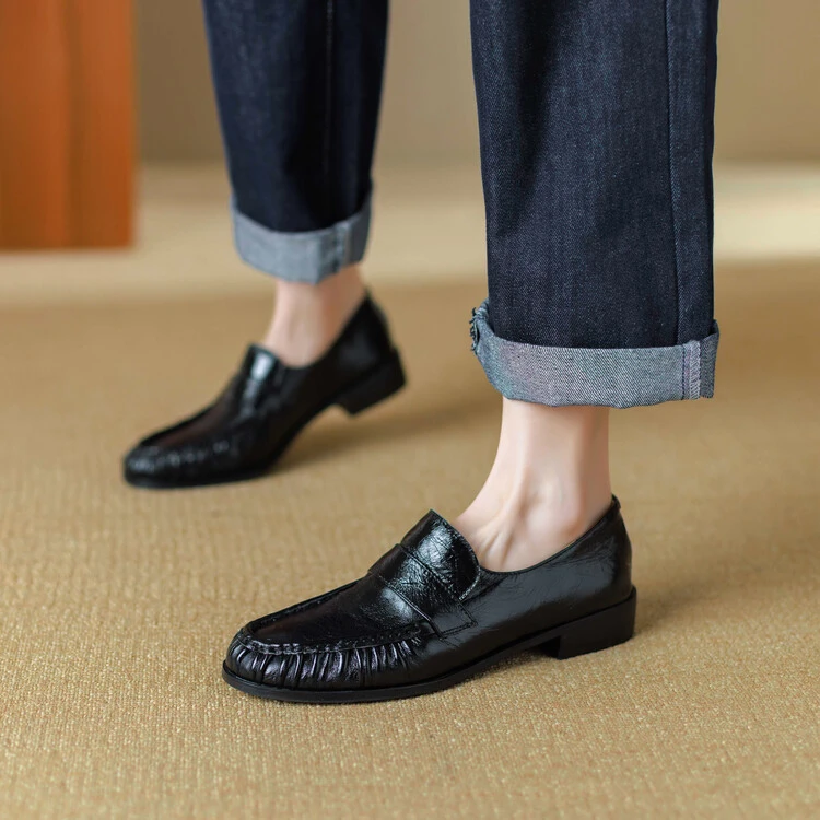 2.5cm羊皮复古时尚百搭粗跟圆头乐福鞋春秋季英伦风黑色低跟单鞋