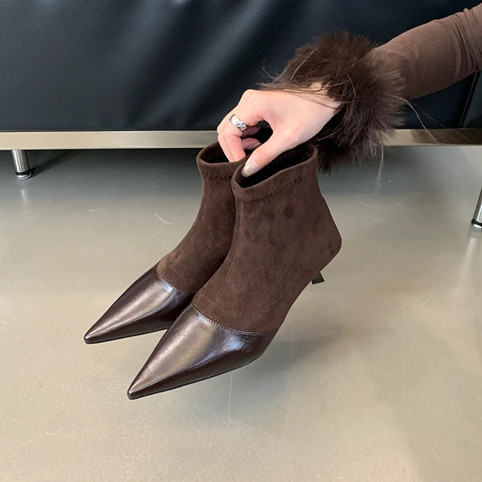 早秋时尚瘦瘦靴气质高级感拼接短筒短靴女尖头时装靴细中跟单靴子