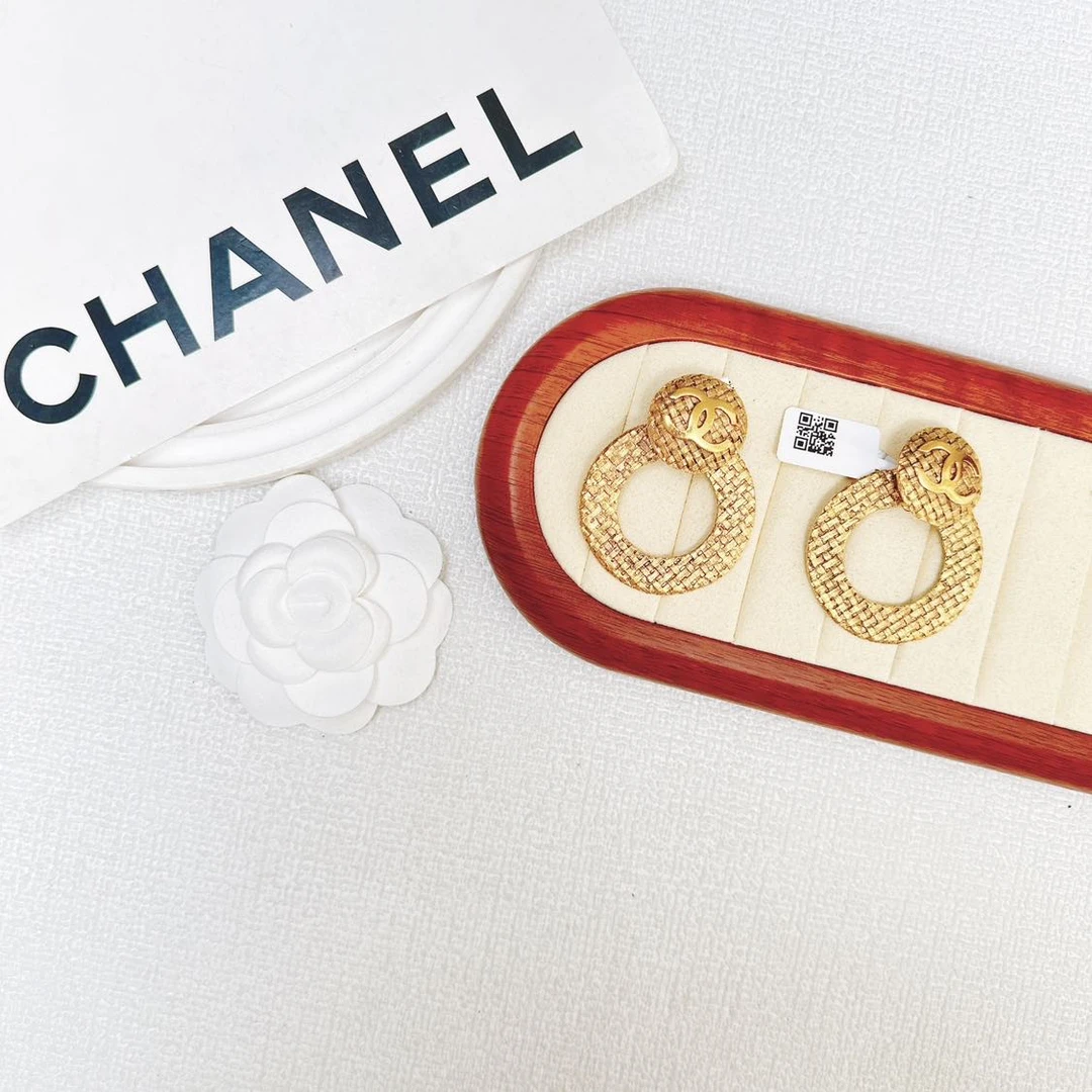 95新 Chanel/香奈儿 柚礼中古/香奈儿编织菱格纹圆环耳夹lz408455
