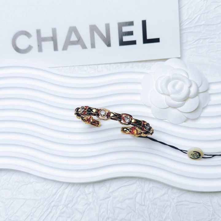95新 Chanel/香奈儿 柚礼中古/香奈儿素金莱茵石手镯NZ404003