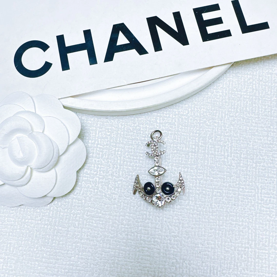 95新 Chanel/香奈儿 柚礼中古/香奈儿船锚素银胸针CG411085