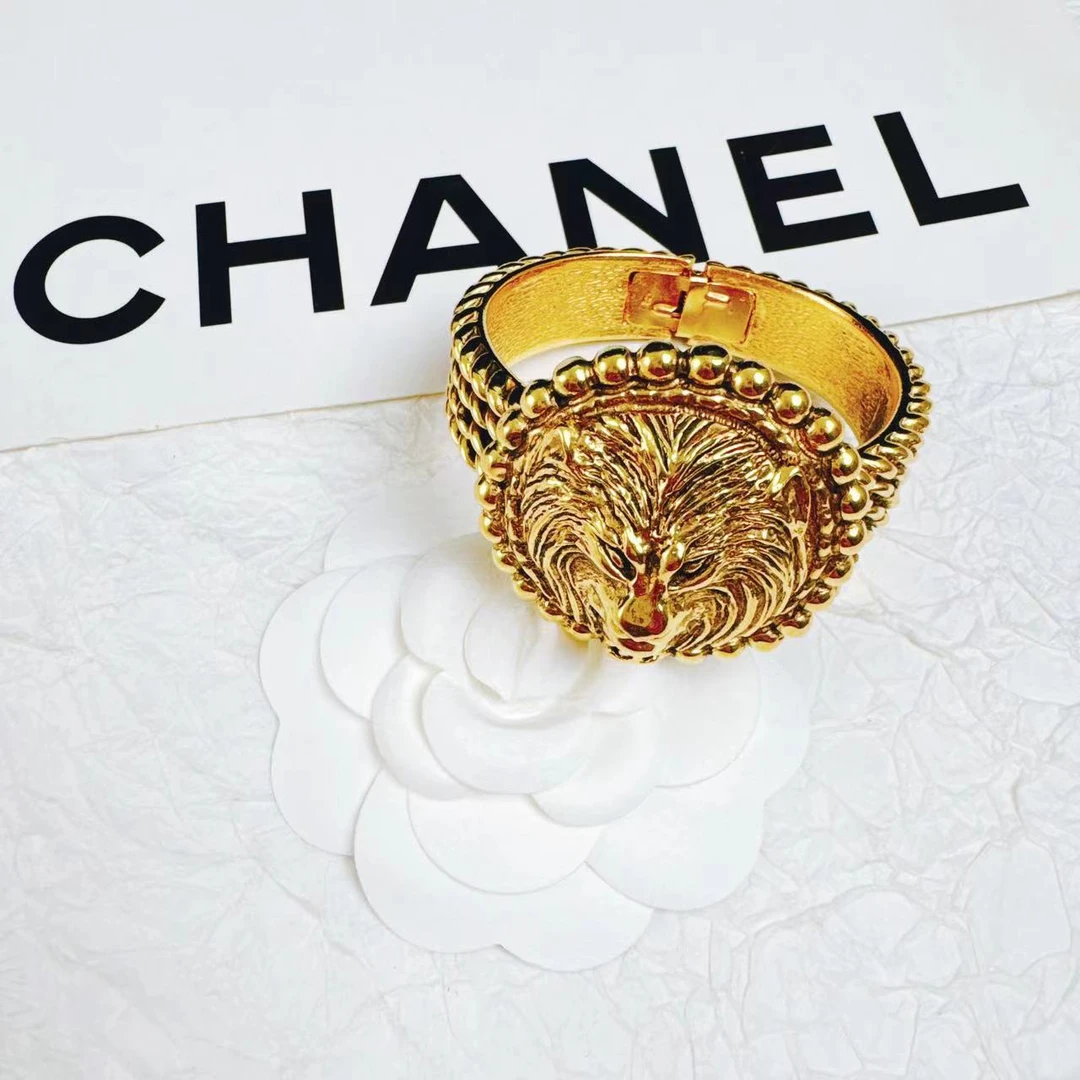 95新 Chanel/香奈儿 柚礼中古/香奈儿狮子手镯lNxp