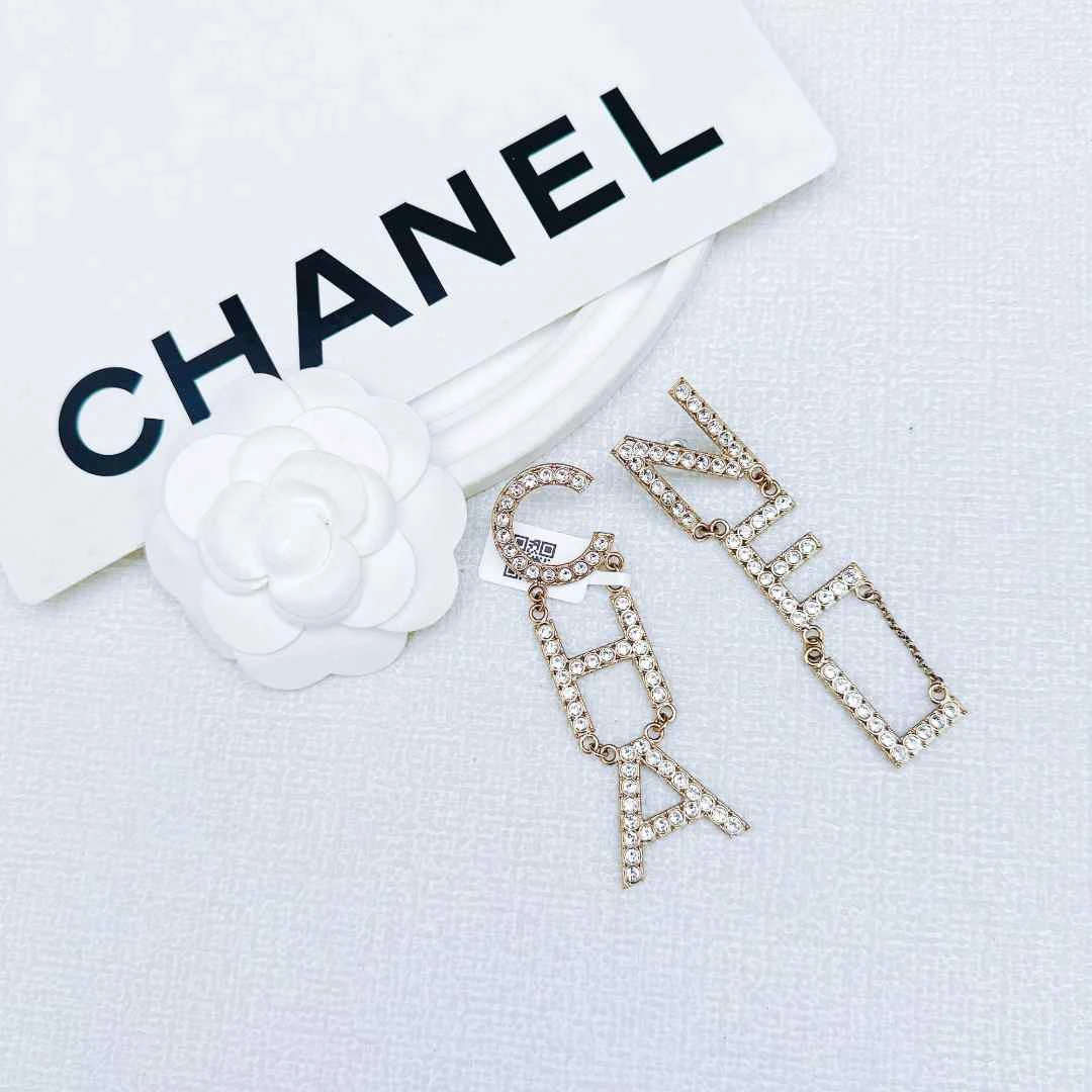 95新 Chanel/香奈儿 柚礼中古/香奈儿字母耳夹lz411052