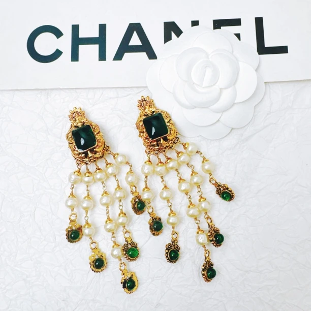 95新 Chanel/香奈儿 柚礼中古/香奈儿绿琉璃珍珠扫肩耳夹LZ409678