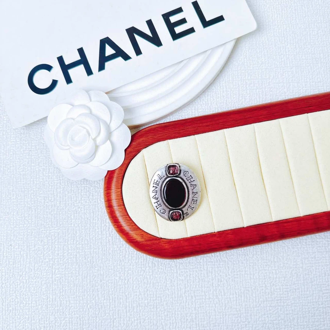 95新 Chanel/香奈儿 柚礼中古/香奈儿康鹏胸针CG409048