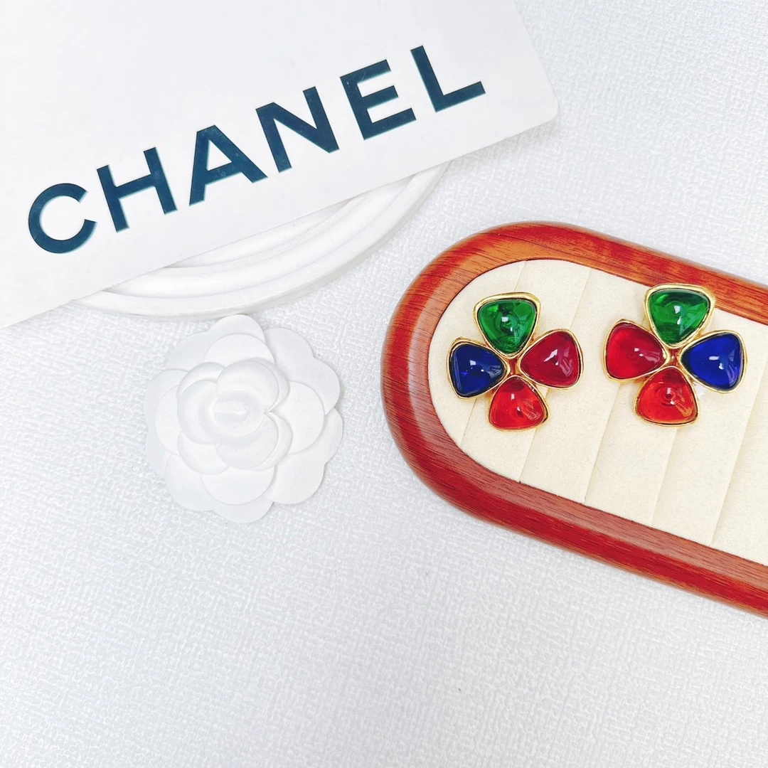 95新 Chanel/香奈儿 柚礼中古/多色琉璃四叶草耳夹lb403076