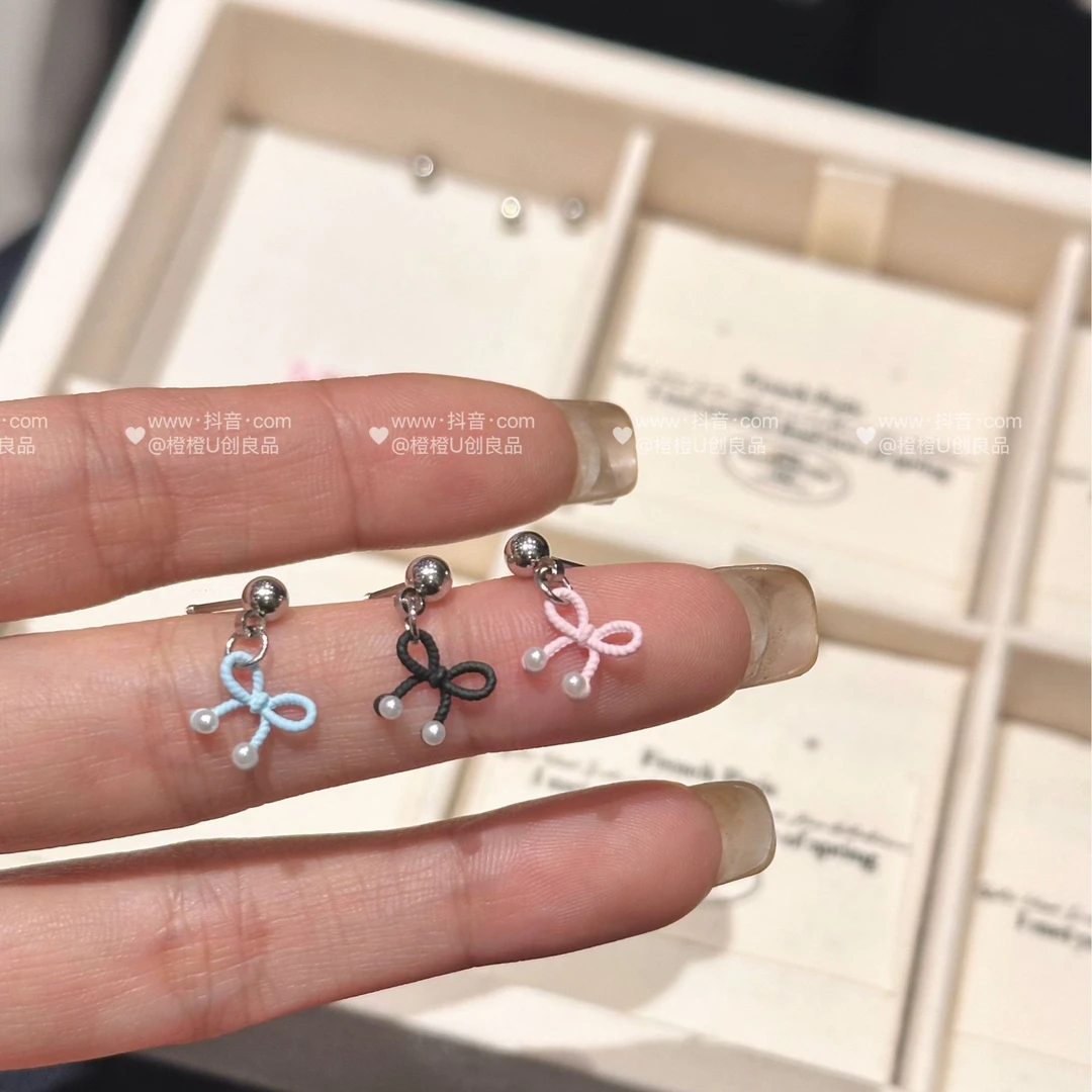 钛钢耳饰 小巧可爱甜美蝴蝶结耳钉糖果色耳环韩系ins百搭日常耳环