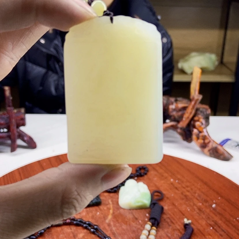 【闪购商品】蛇纹石玉岫玉原石未镶嵌?****者