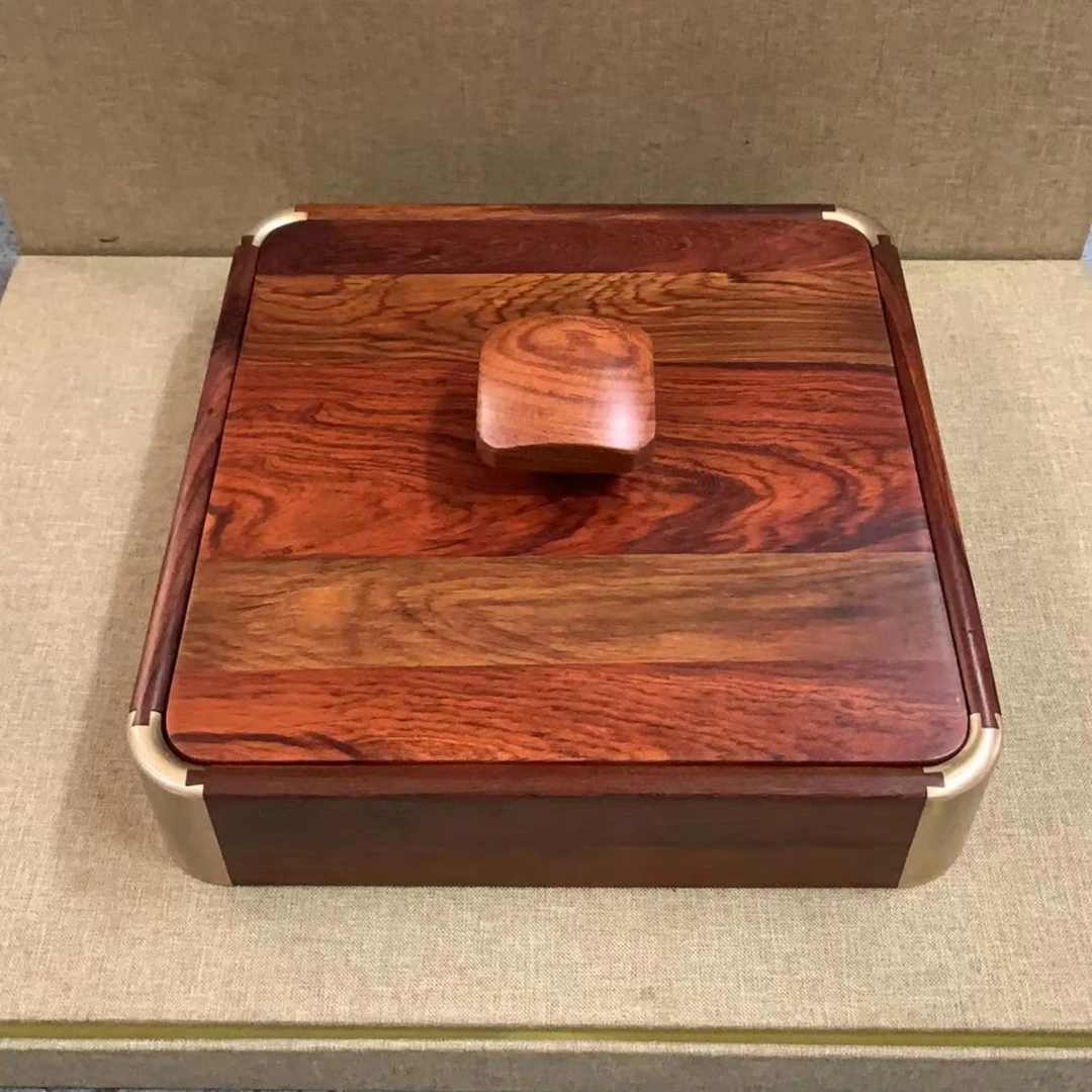 2821 HSZ精工正方包铜角茶饼盒