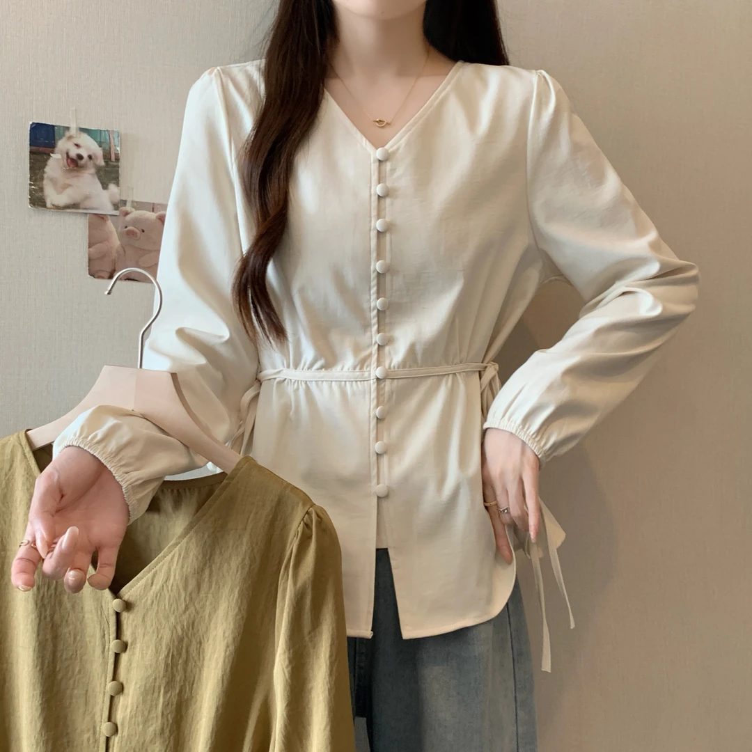 大码春季新款法式气质珍珠扣衬衫胖mm收腰显瘦正肩内搭上衣63506