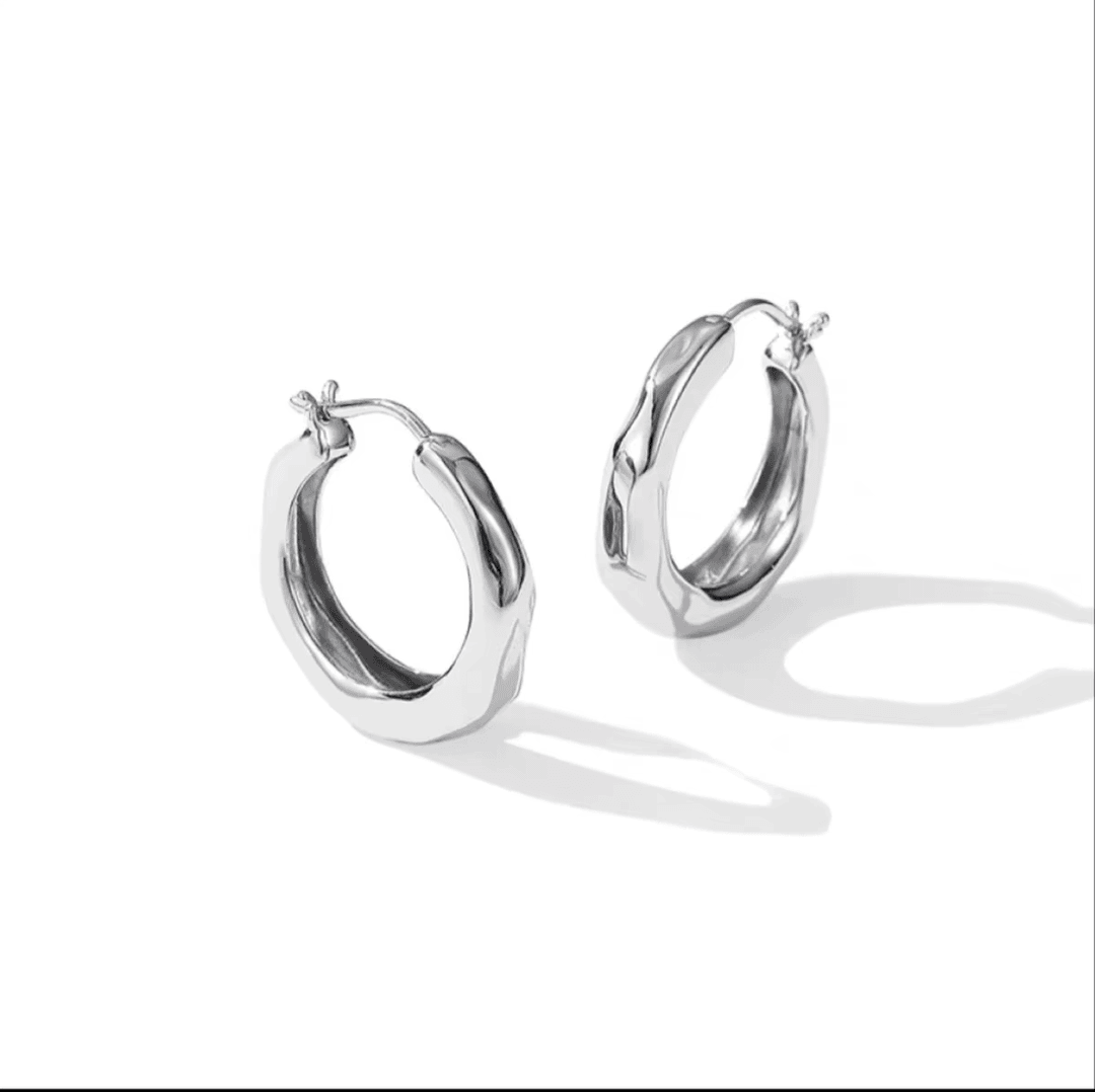 925银耳饰 明星同款流光潺流耳圈设计感耳饰时尚百搭素圈小众素款